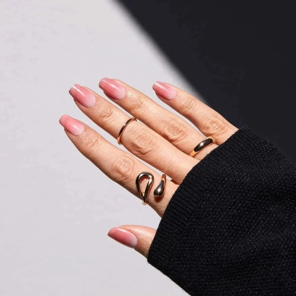 Manime STANDARD-SIZE STICK-ON GELS IN MOCHI OMBRE
